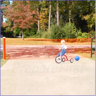 Driveway gate shop for kid safety